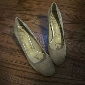 Tan suede Sam Edelman block heels